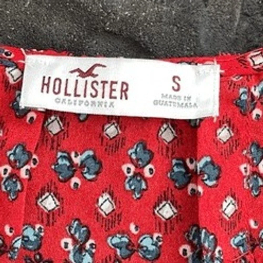 Y2K VTG Hollister California Tank Top Small Red Floral Print‎ Sleeveless Summer